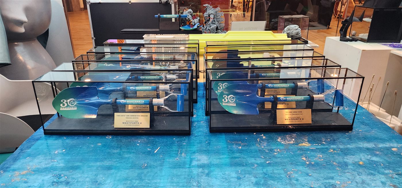 30th-anniversary commemoratives — custom trophy fabricated by 3D Forger Malaysia